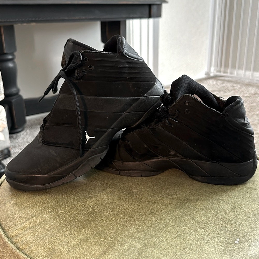 Vintage Air Jordan size 6.5 youth shoes.